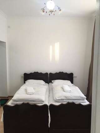 Хостелы hostel goga Кутаиси-4